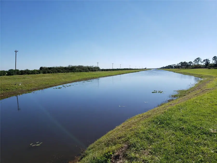 647 Naples, Lehigh Acres, FL 33974 - #2