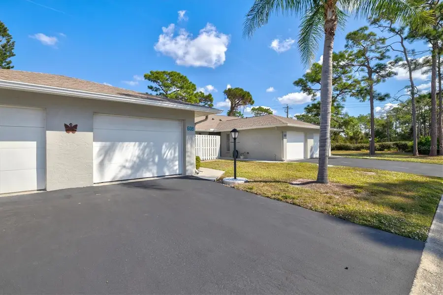 608 Pinebrook Crescent, Venice, FL 34285 - Image #2