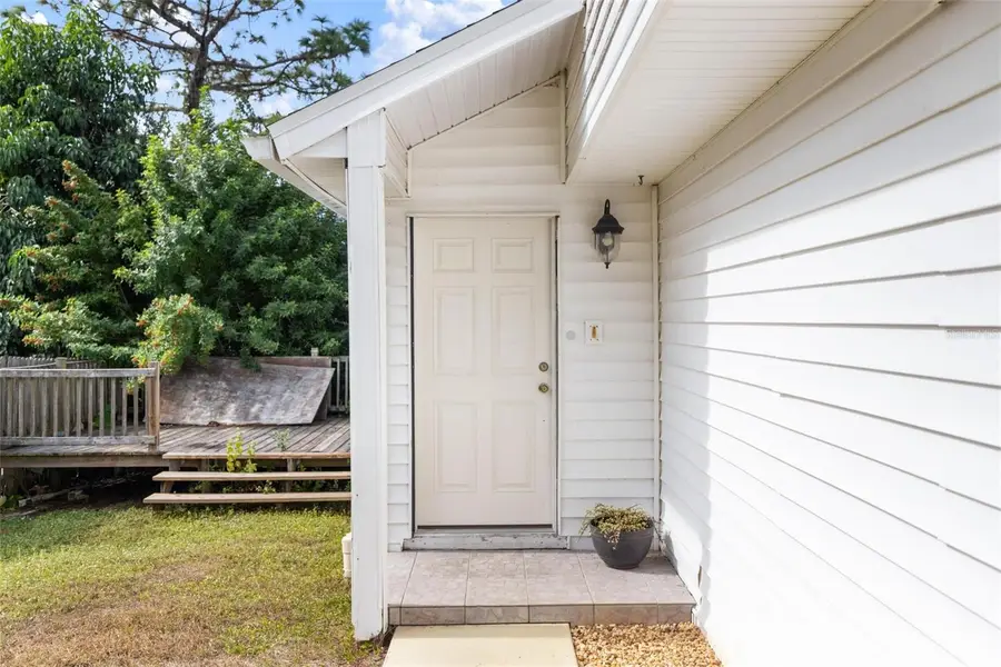 5182 Moeller Avenue, Sarasota, FL 34233 - Image #3