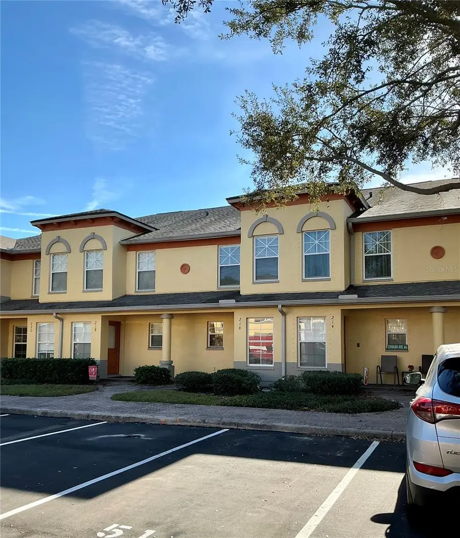 216 Coquina Bay Dr Drive, Saint Petersburg, FL 33705 - Image #2