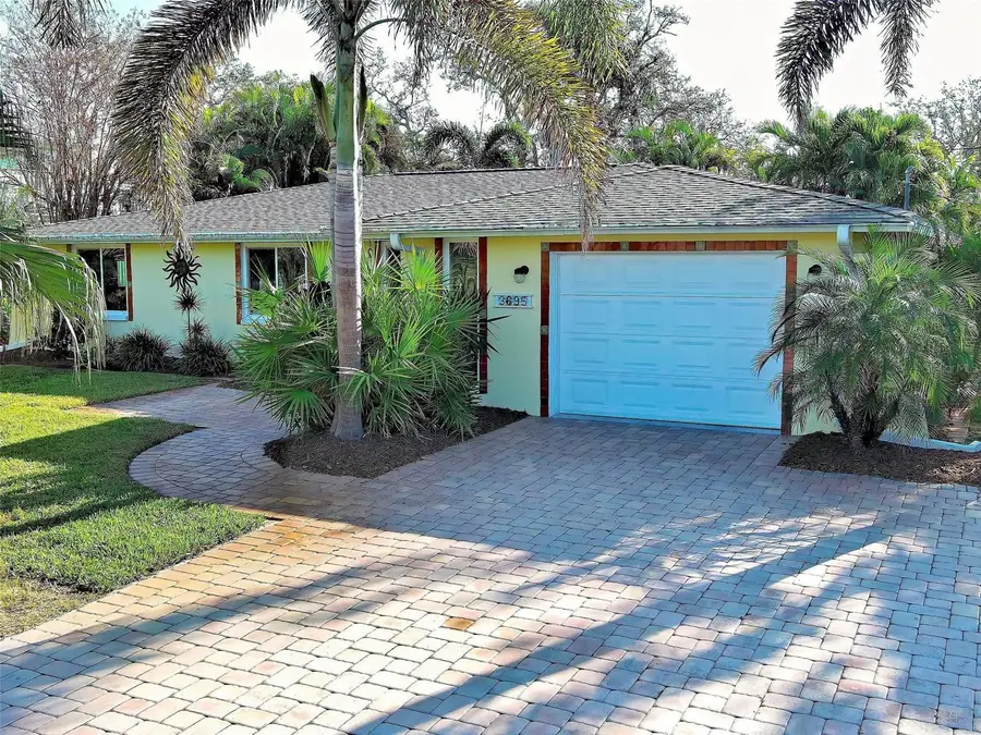 3695 Shamrock Drive, Venice, FL 34293 - Image #3