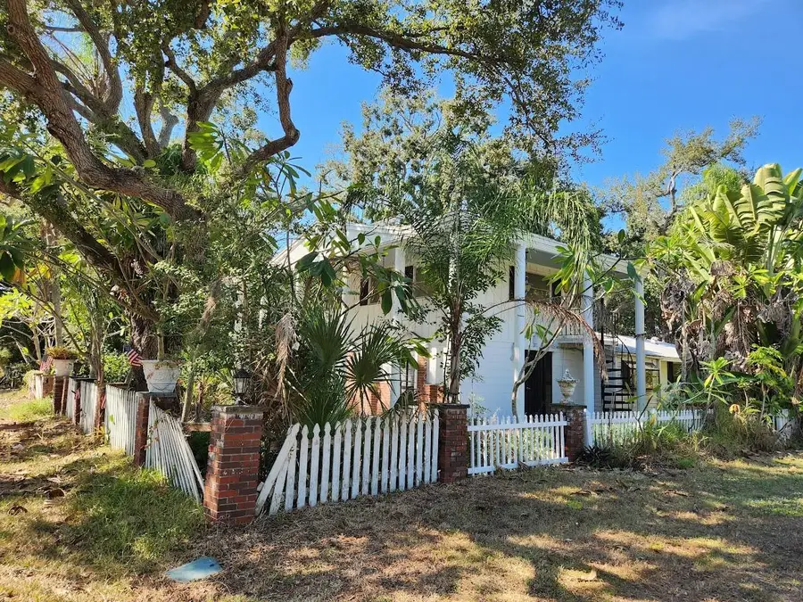 286 Shamrock Drive, Venice, FL 34293 - Image #3