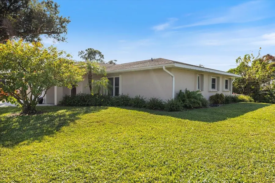 3568 Roslyn Road, Venice, FL 34293 - Image #3