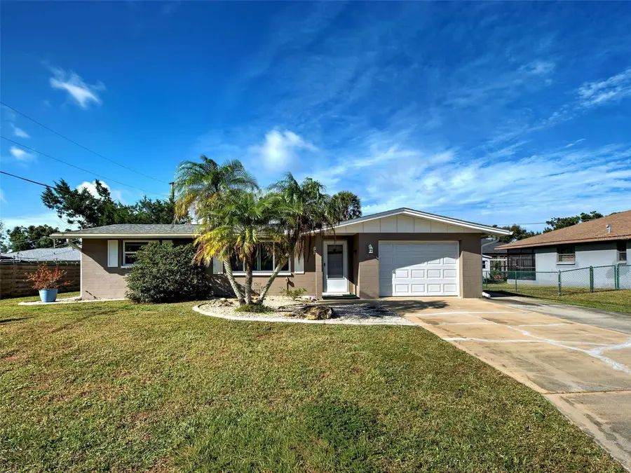 2698 Valencia Road, Venice, FL 34293 - Image #2