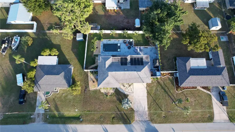 3233 Teal Avenue, Sarasota, FL 34232 - Image #2