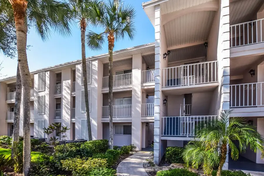 437 Cerromar Lane #519, Venice, FL 34293 - Image #3