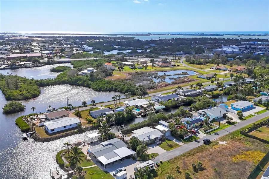 1073 Alston Lane, Englewood, FL 34223 - Image #2