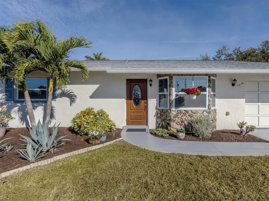 1316 Poplar Avenue, Venice, FL 34285 - Image #3