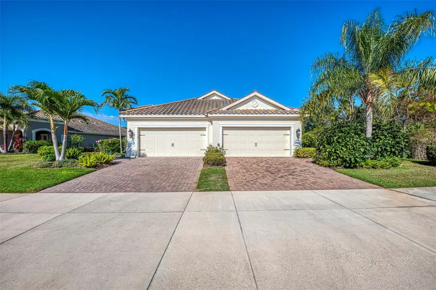 11401 Okaloosa Drive, Venice, FL 34293 - Image #2