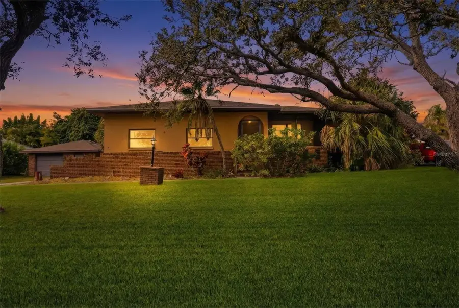 1356 Yacht Club Drive, Venice, FL 34293 - Image #2