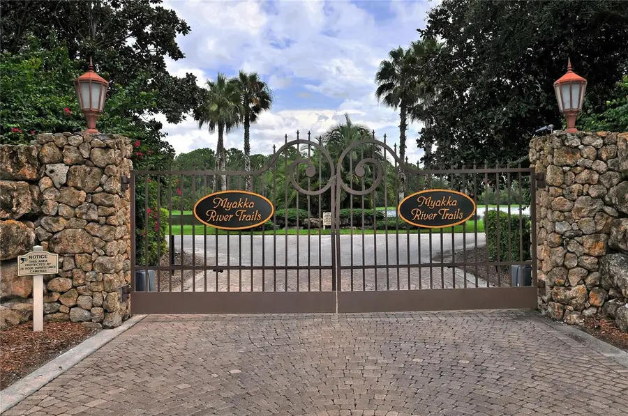 710 N River Road, Venice, FL 34293 - Image #2