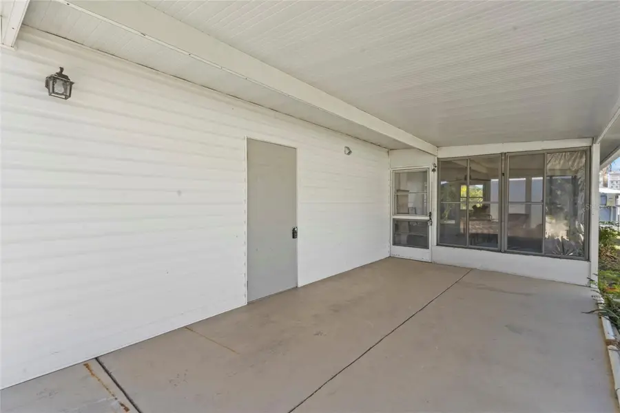 426 Hatchett Creek Road, Venice, FL 34285 - Image #2