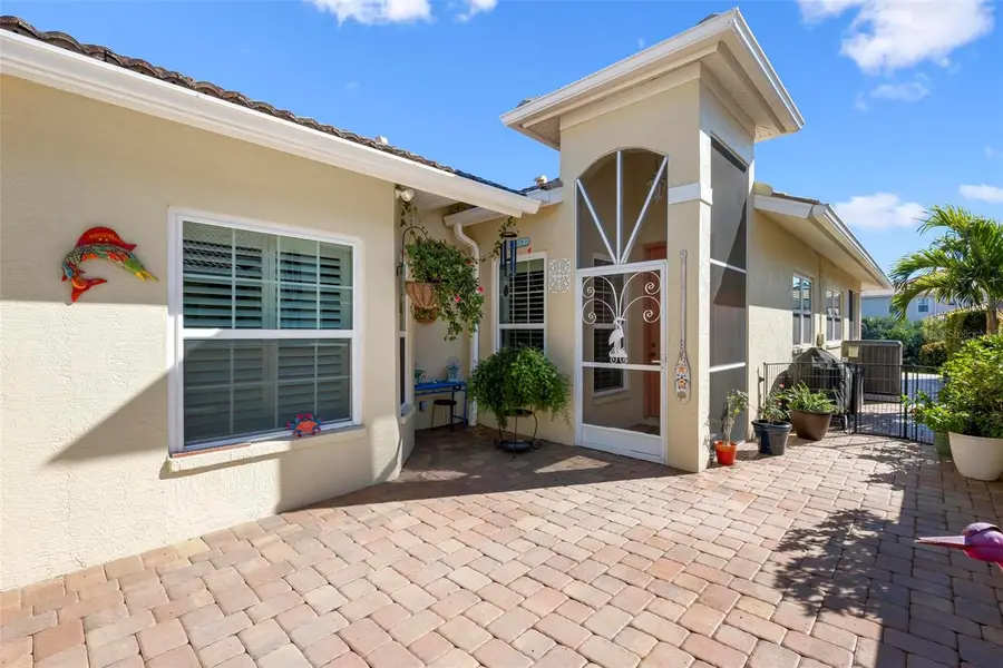 211 Vista Del Lago Way, Venice, FL 34292 - Image #2