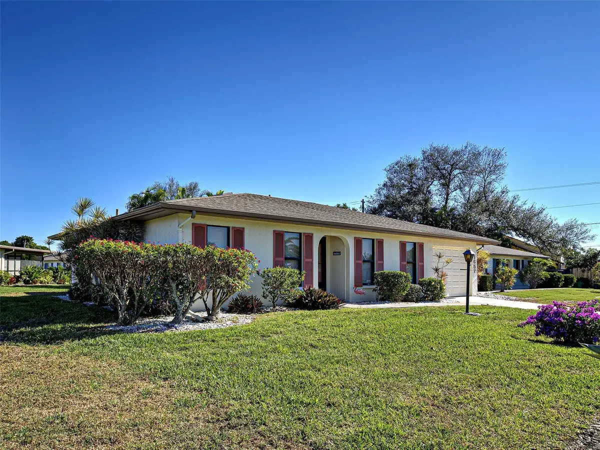 1657 Bal Harbour Drive #2, Venice, FL 34293 - Image #1