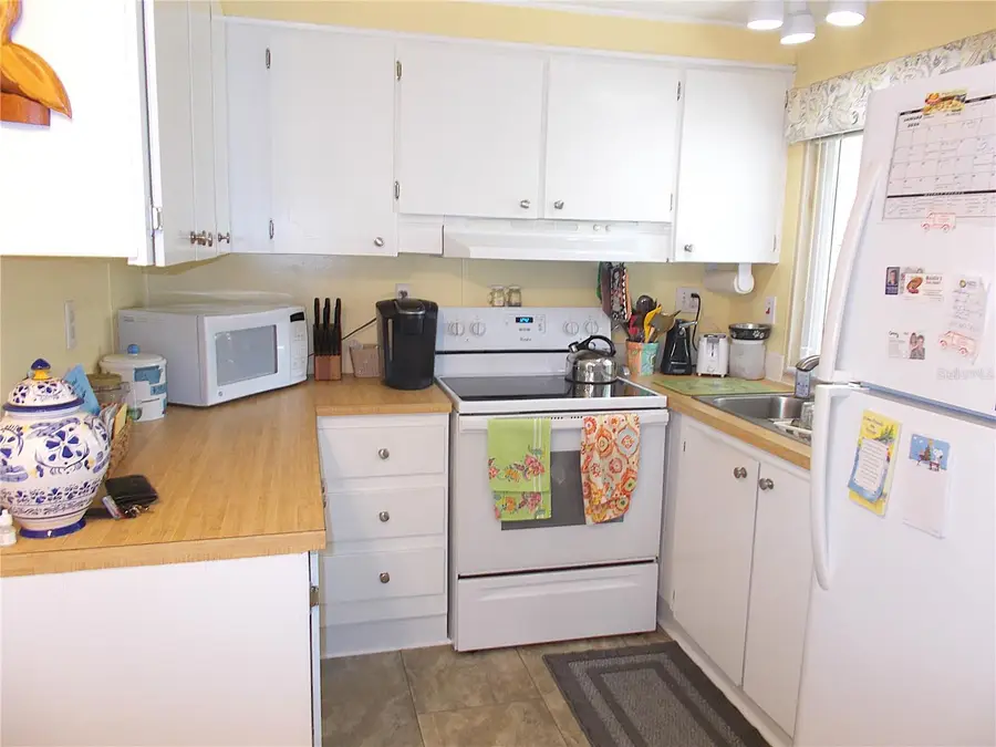 467 Boxwood Drive, Venice, FL 34285 - Image #3