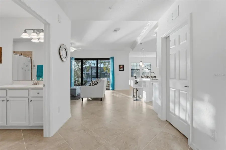 10054 Crooked Creek Drive #102, Venice, FL 34293 - Image #2