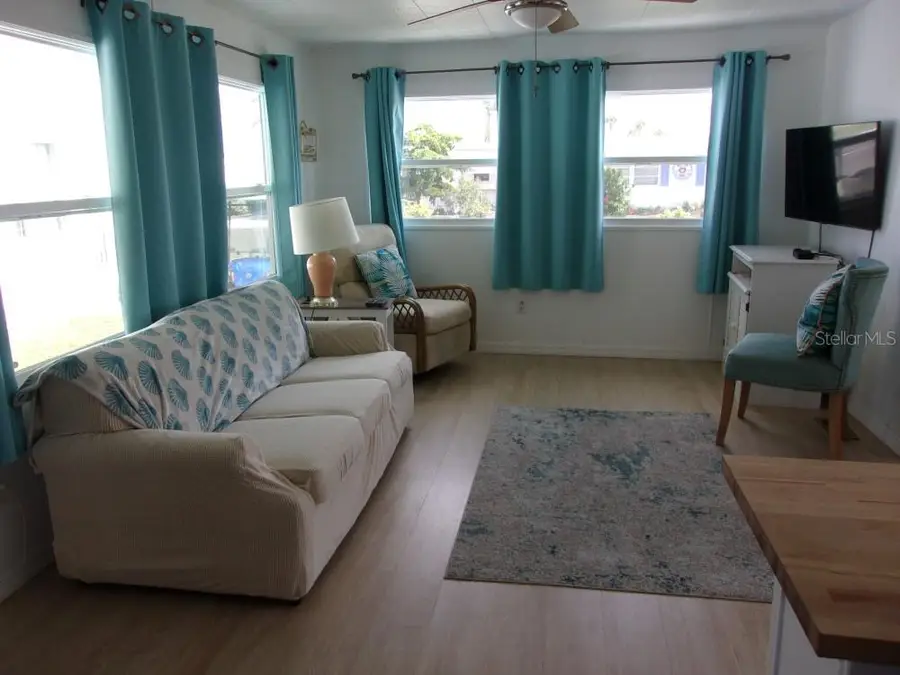 805 S Green Circle, Venice, FL 34285 - #2