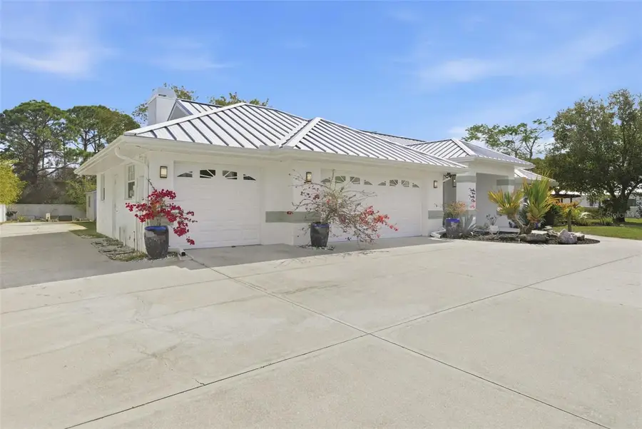 2321 Manasota Beach Road, Englewood, FL 34223 - Image #3