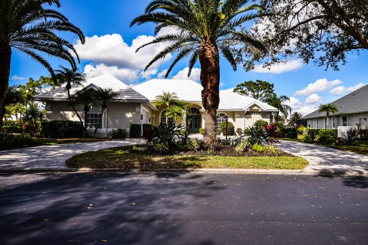 429 Tremingham Way, Venice, FL 34293 - Image #1