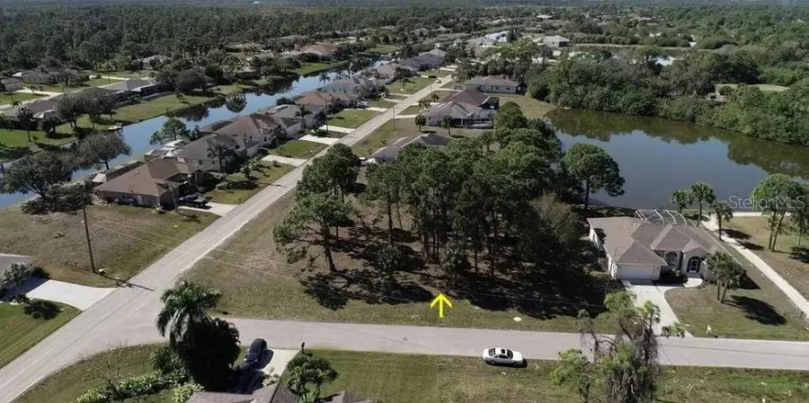 2 Pine Valley Court, Rotonda West, FL 33947 - #2