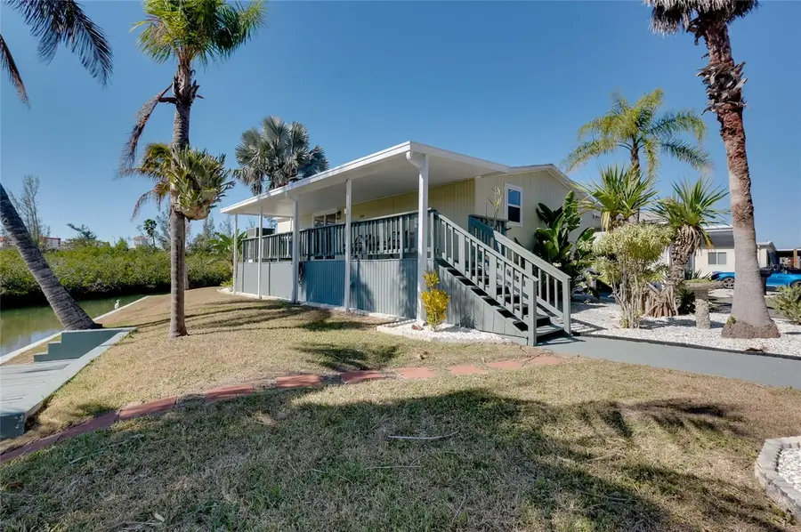 408 Hatchett Creek Road, Venice, FL 34285 - Image #2