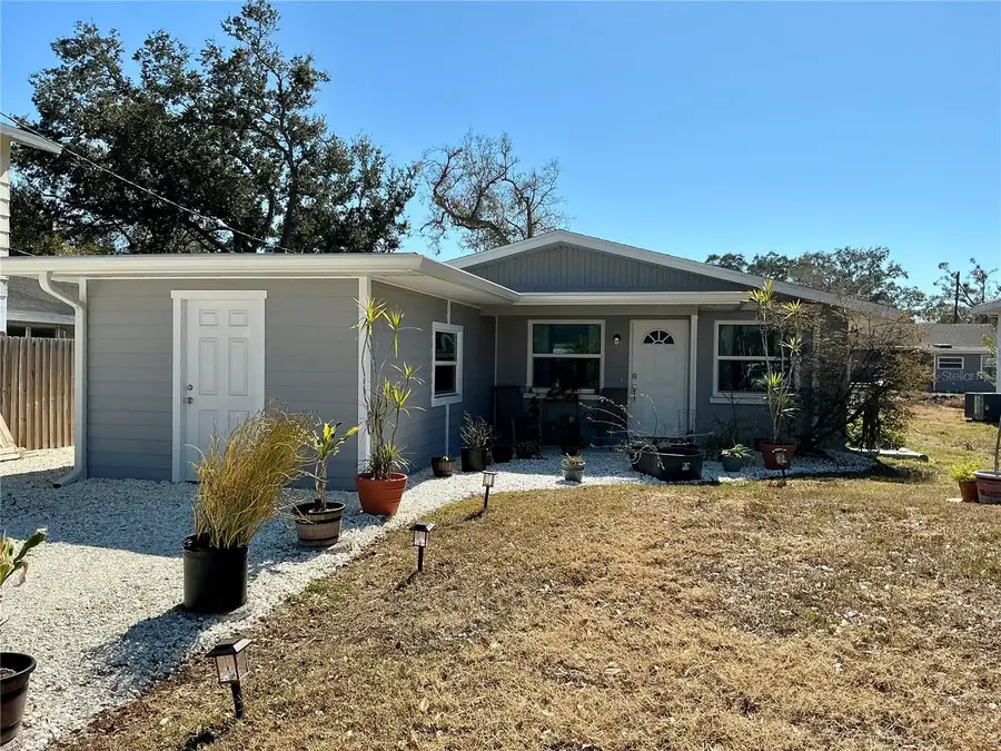 3020 Hawthorne Street, Sarasota, FL 34239 - Image #3