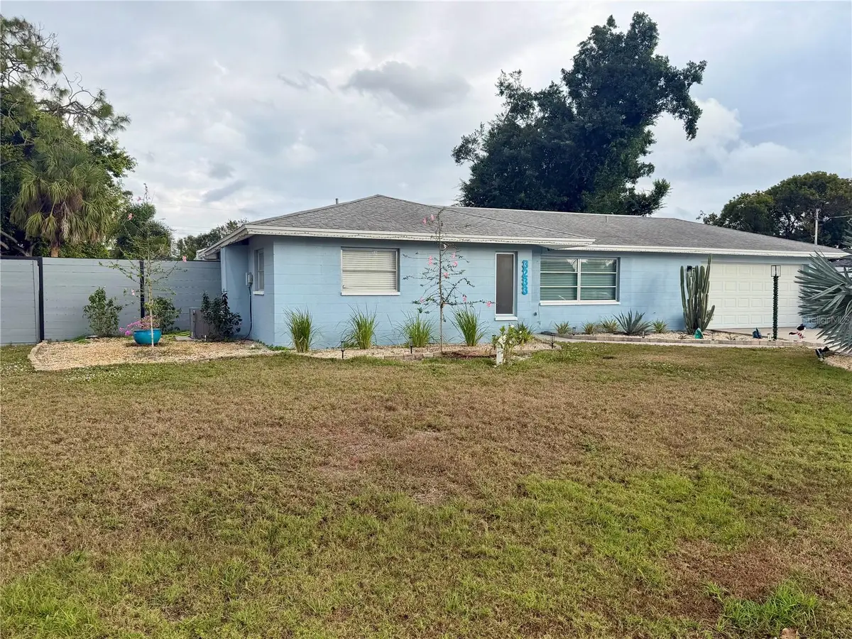 3233 Teal Avenue, Sarasota, FL 34232 - Image #1