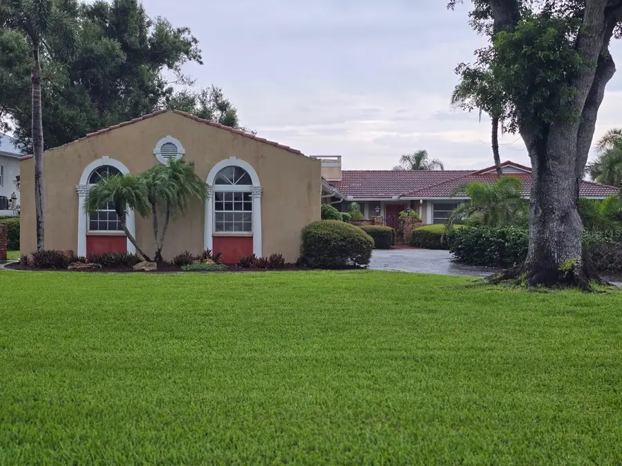 436 Bayshore Drive, Venice, FL 34285 - Image #3