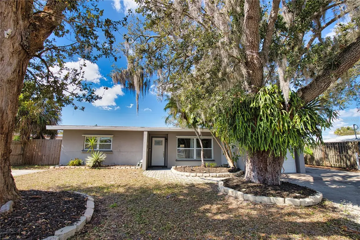 1937 Gold Avenue, Sarasota, FL 34235 - #1