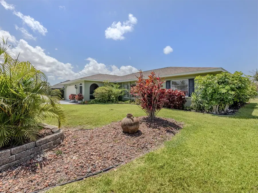 904 S Gondola Drive, Venice, FL 34293 - #2