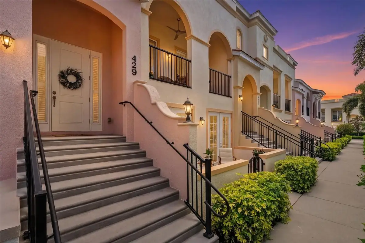 429 Nokomis Avenue S, Venice, FL 34285 - #1