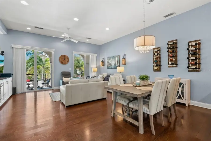 429 Nokomis Avenue S, Venice, FL 34285 - #3