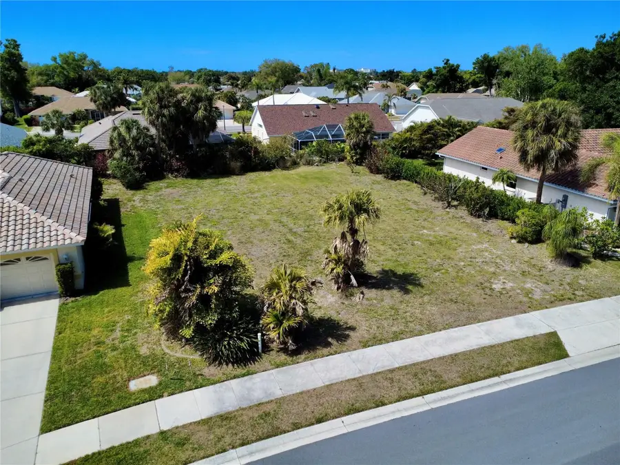 565 Park Estates Square, Venice, FL 34293 - #3