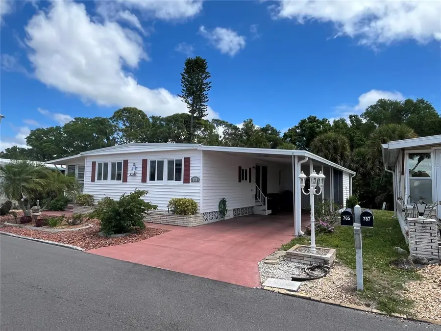 785 Cervina Drive N, Venice, FL 34285 - #3