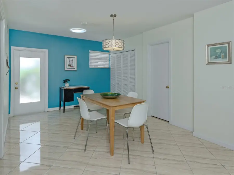 509 Harbor Drive S, Venice, FL 34285 - #3