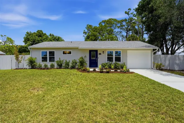 6338 Kenwood Drive, NORTH PORT, FL 34287