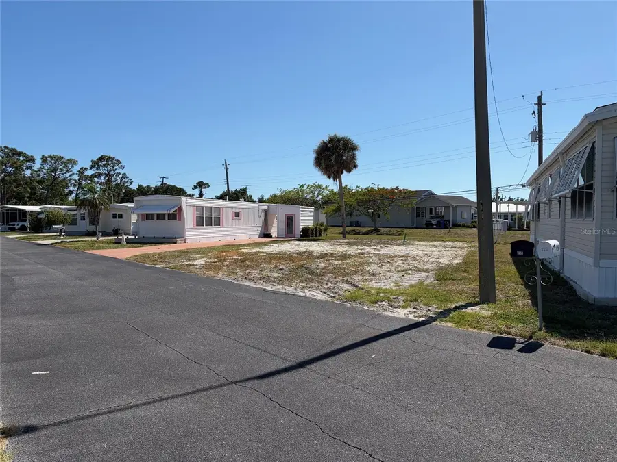218 Outer Drive W, Venice, FL 34285 - #2