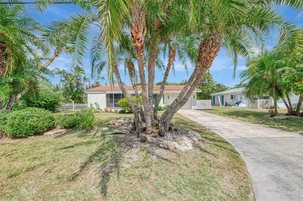 201 Lyons Bay Road, NOKOMIS, FL 34275