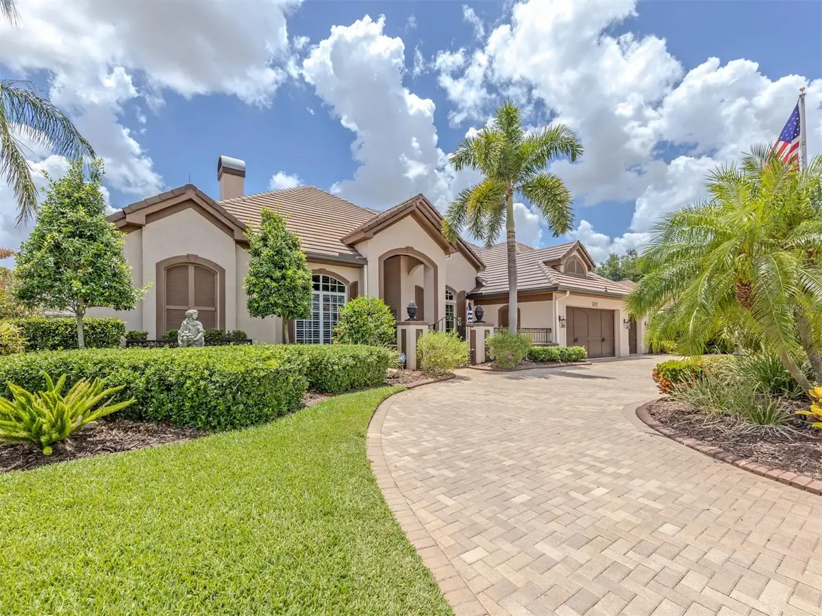 302 Stone Briar Creek Drive, Venice, FL 34292 - #1