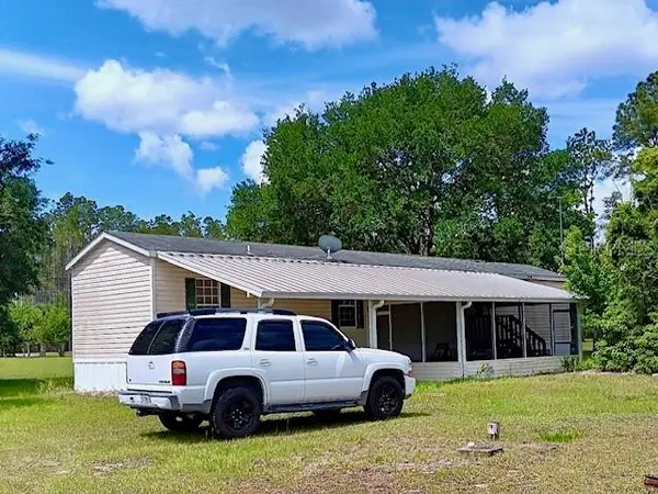 17749 SE 156th Place Road, WEIRSDALE, FL 32195