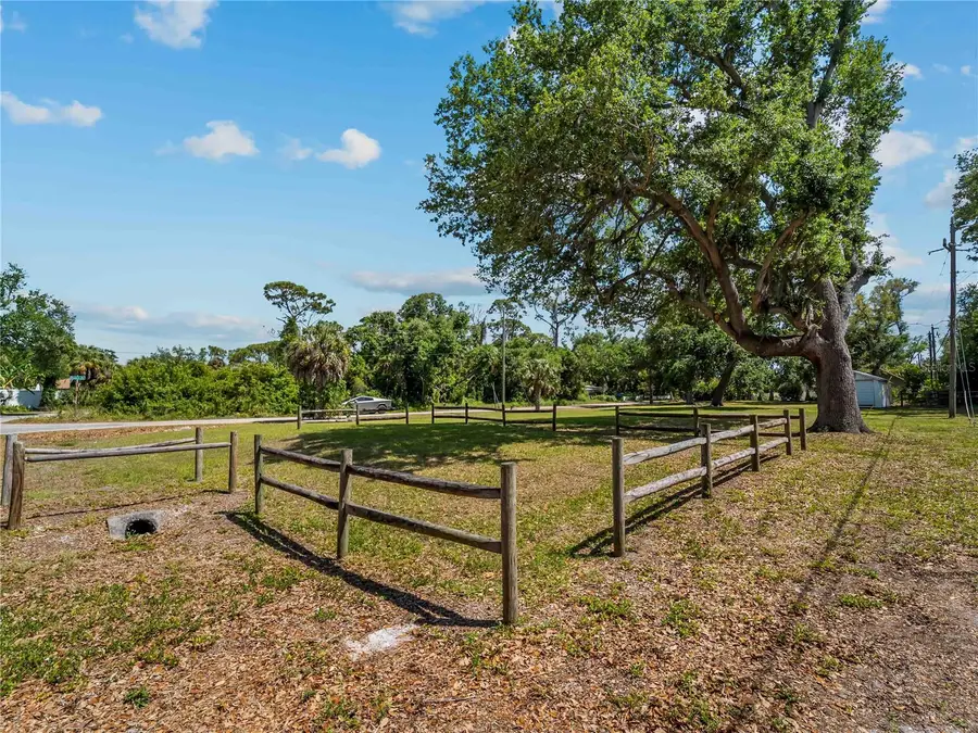 Dawn Drive, Venice, FL 34293 - #3