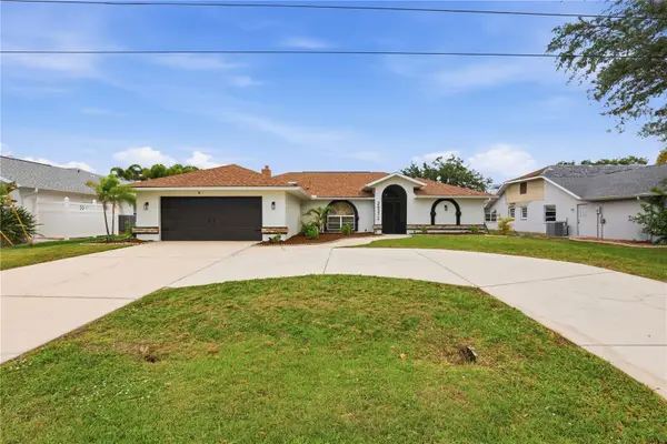 26372 Asuncion Drive, PUNTA GORDA, FL 33983