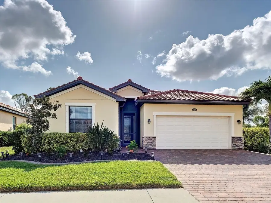 12390 Cinqueterre Drive, Venice, FL 34293 - #2