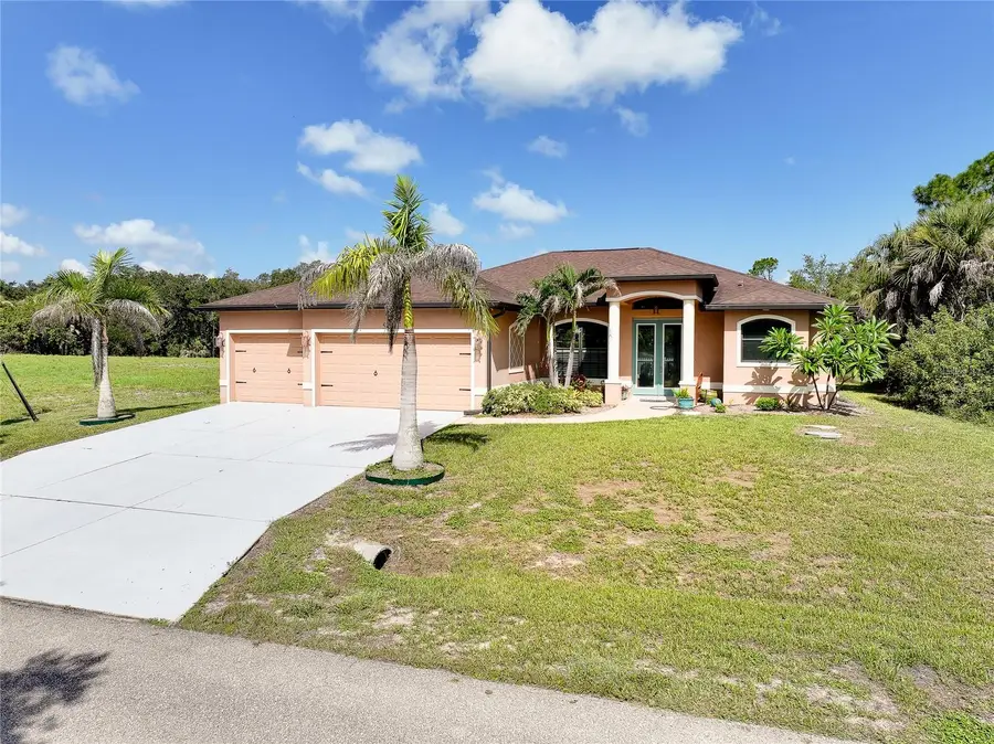 545 Pembroke Drive, Port Charlotte, FL 33954 - #2