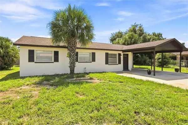 3012 Clay Circle, SARASOTA, FL 34234