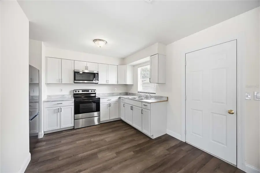3012 Clay Circle, Sarasota, FL 34234 - #3
