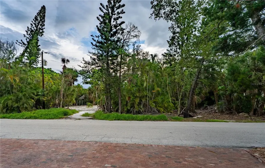 5323 Calle Florida, Sarasota, FL 34242 - #2