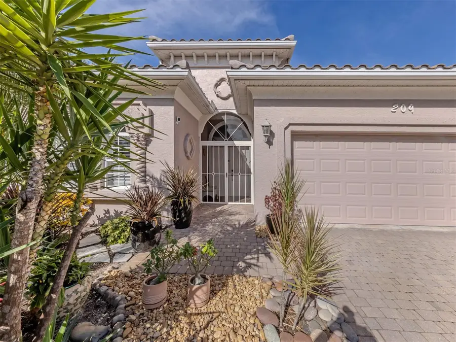 209 Rio Terra, Venice, FL 34285 - #2