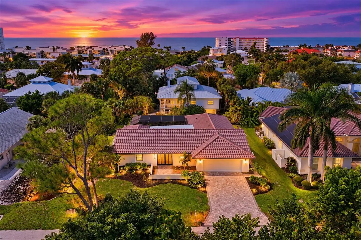620 Hibiscus Drive, Venice, FL 34285 - #1