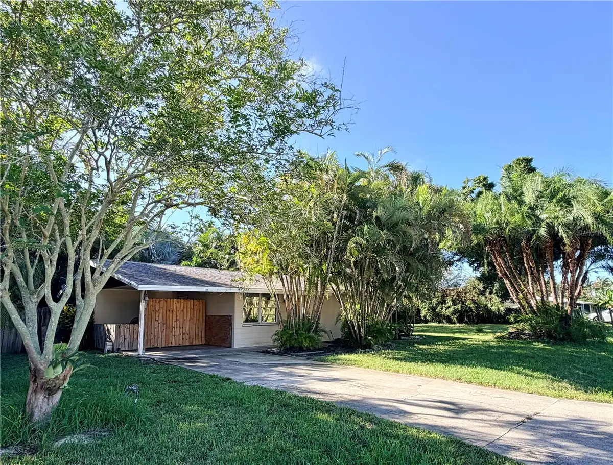 225 Magnolia Road, Venice, FL 34293 - #1